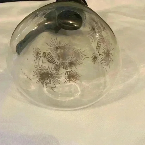 VINTAGE PYREX GLASS COFFEE CARAFE W/  PINECONE DESIGN - Picture 6 of 16